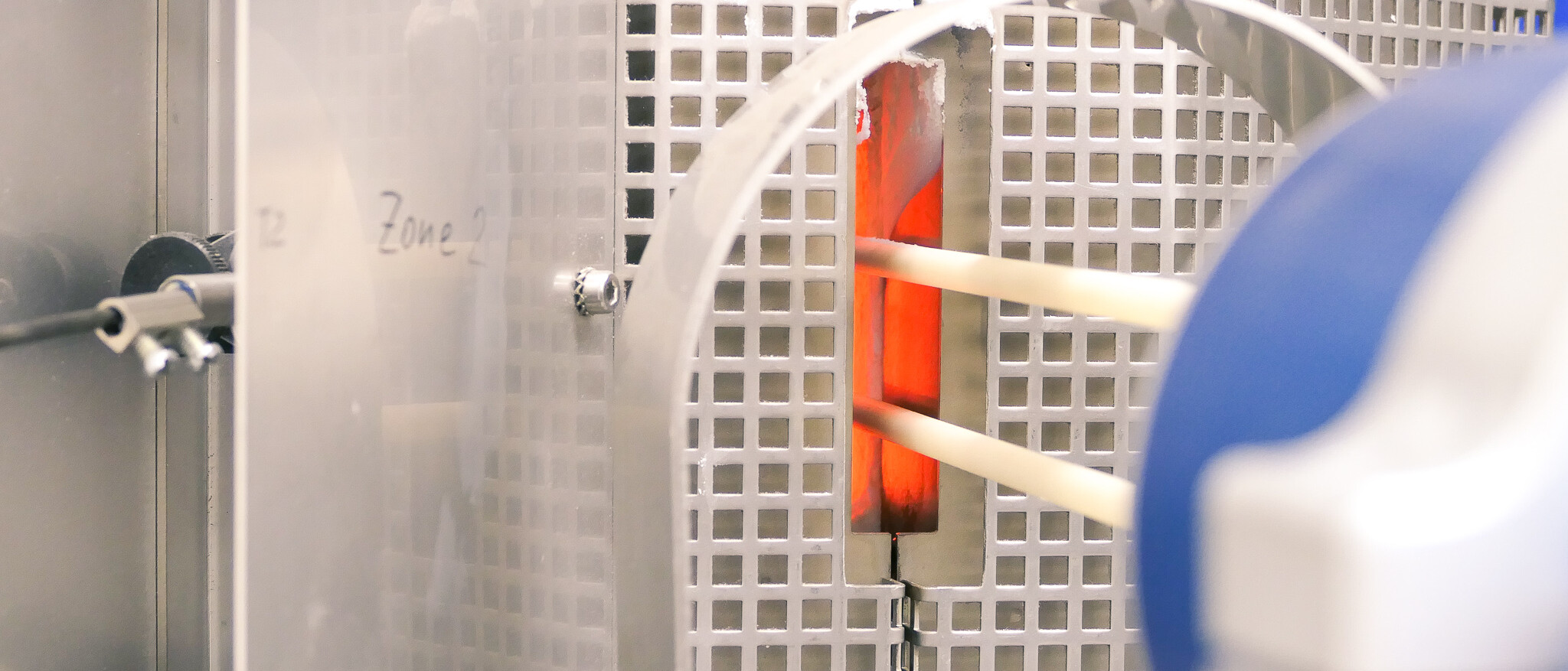 Blick in den Ofen während der Prüfung