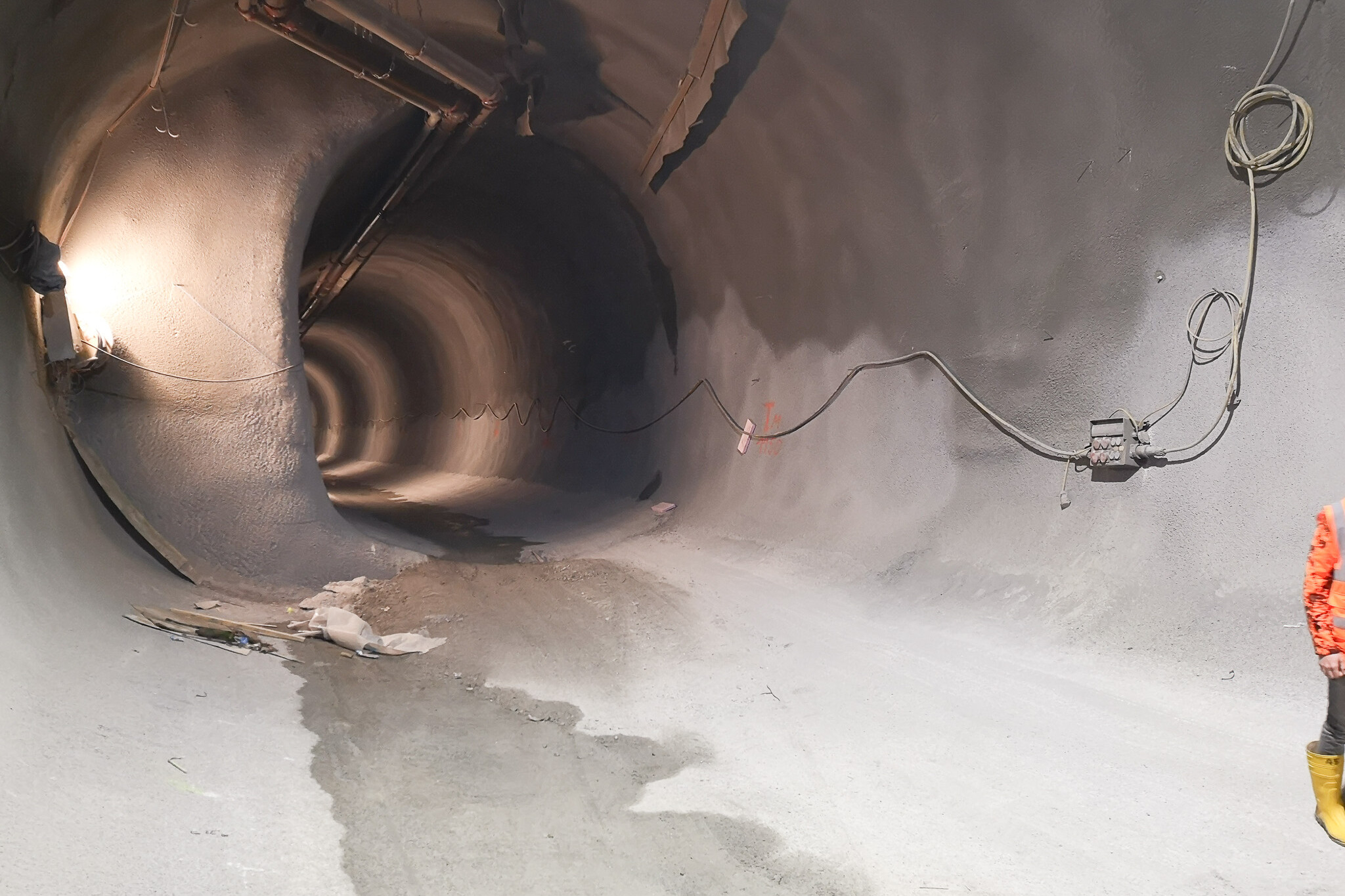 Blick in eine im Bau befindliche Tunnelröhre