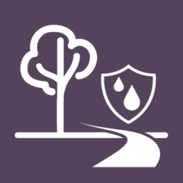 Icon der Arbeitsgruppe Umwelt- und Gewässerschutz mit einem Baum, Fluss und Schutzschild